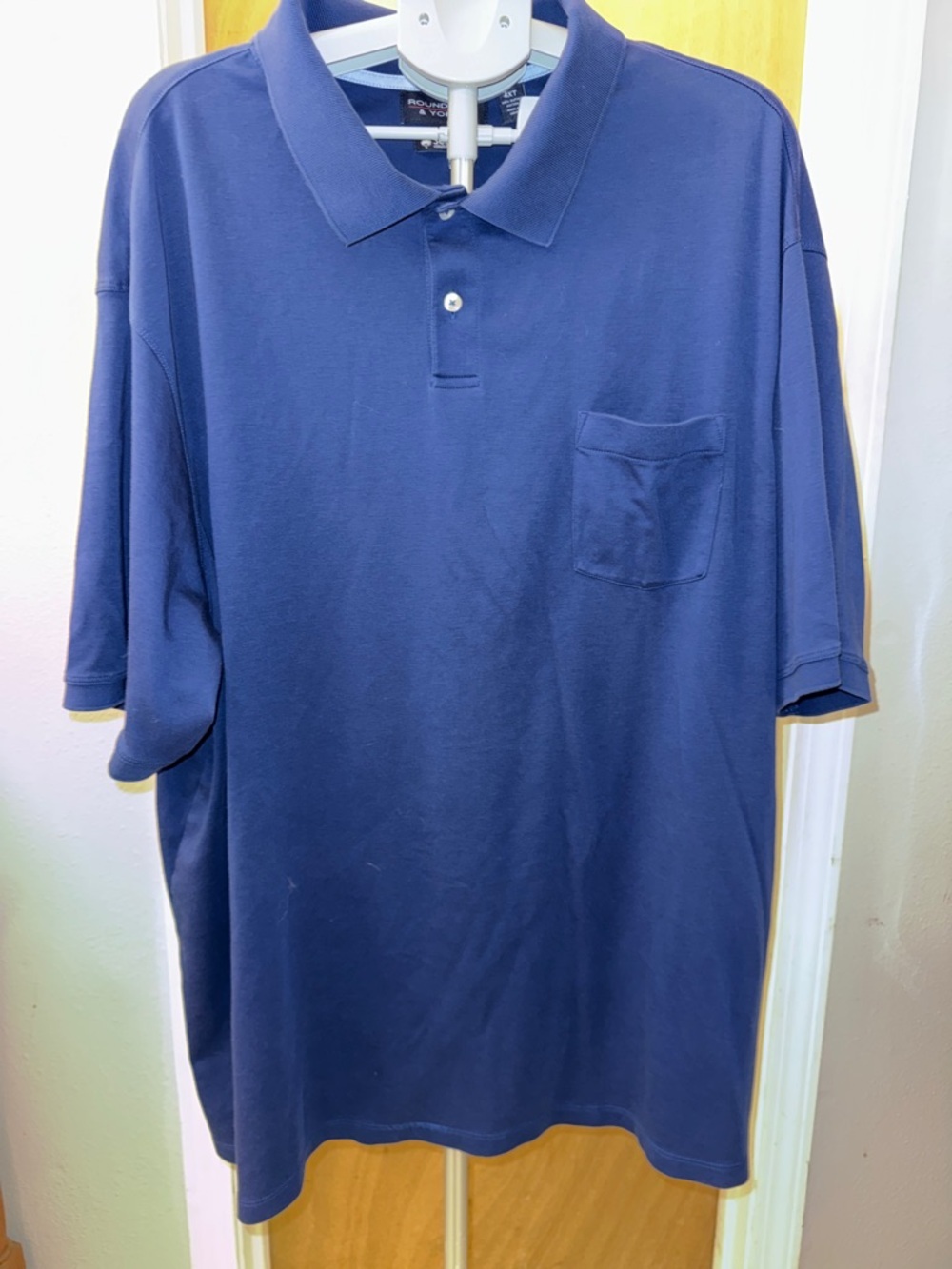 Roundtree & Yorke Classic Navy Short-Sleeve Polo with Chest Pocket 4XT​
